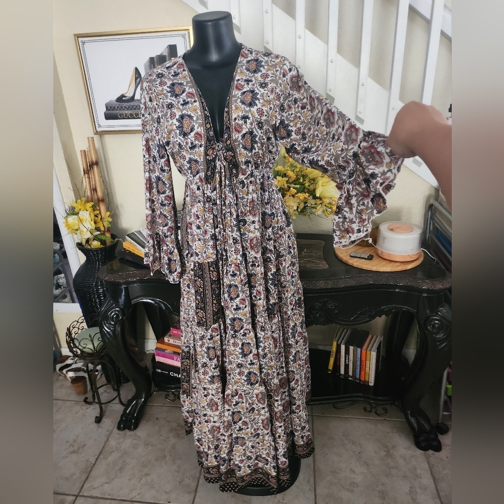 CHAUDRY dress size M - Picture 2 of 4